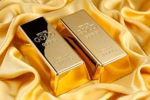 العوامل الاقتصادية التي تؤثر في أسعار سبائك الذهب في المملكة
